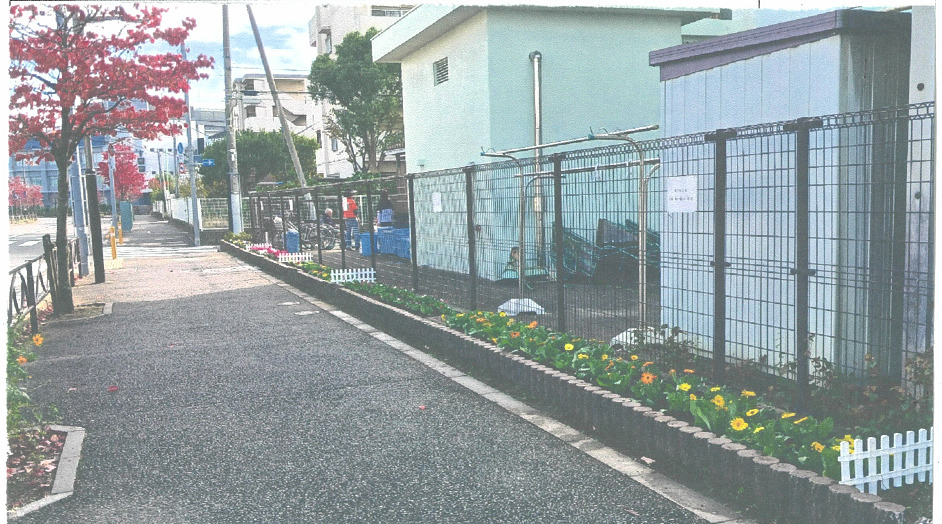 原田小学校学校地域応援団花植班花壇