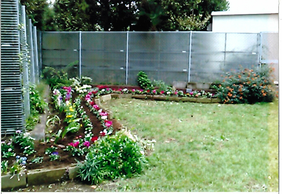 スワンガーデン